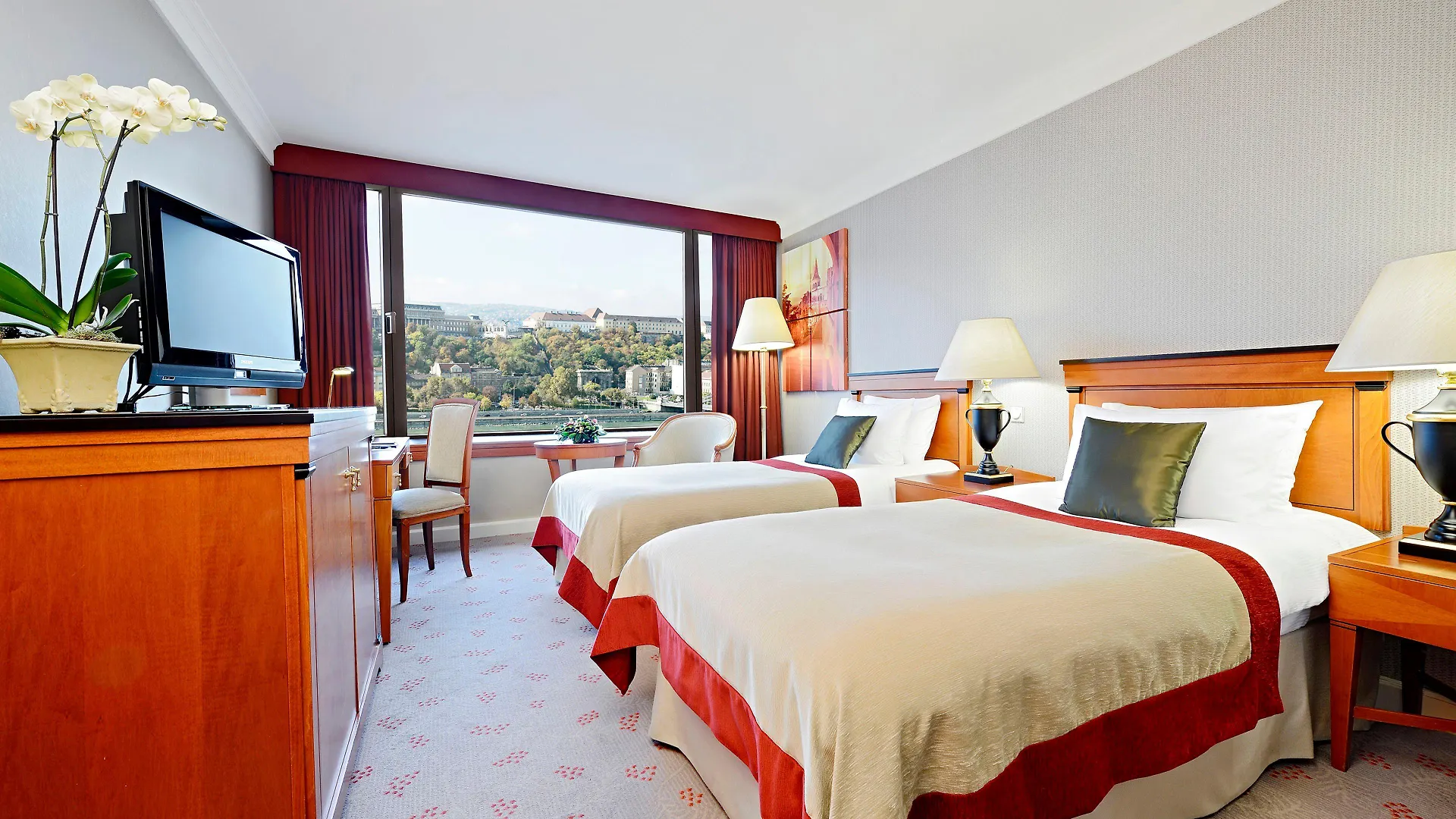Intercontinental Budapest By Ihg 5*,